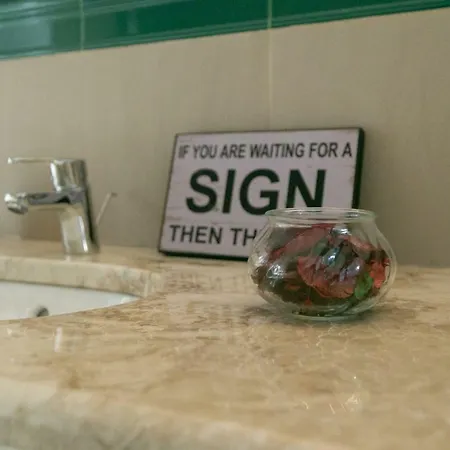 Appartamento Bright In The Heart Of The With Netflix *