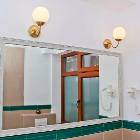 Bright In The Heart Of The With Netflix Βουκουρέστι