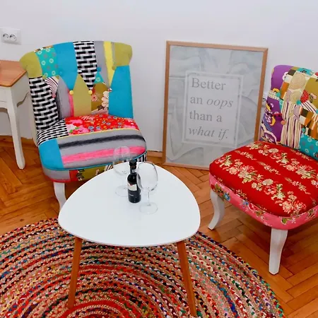 Apartment Bright In The Heart Of The With Netflix
