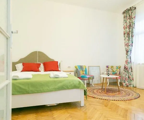 Bright In The Heart Of The With Netflix * 布加勒斯特