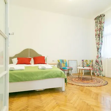 Bright In The Heart Of The With Netflix * Bucarest